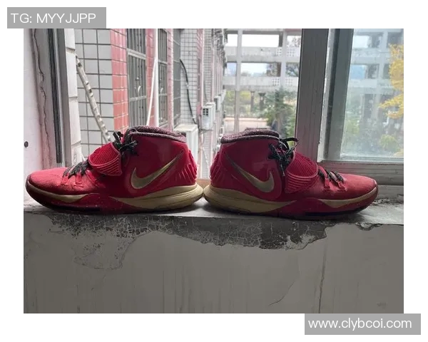 欧文新鞋发布会引发热议踩踏耐克Logo传递真正艺术无标签理念