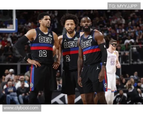 2015年骑士与活塞激战回顾：一场篮球盛宴的背后故事与精彩瞬间